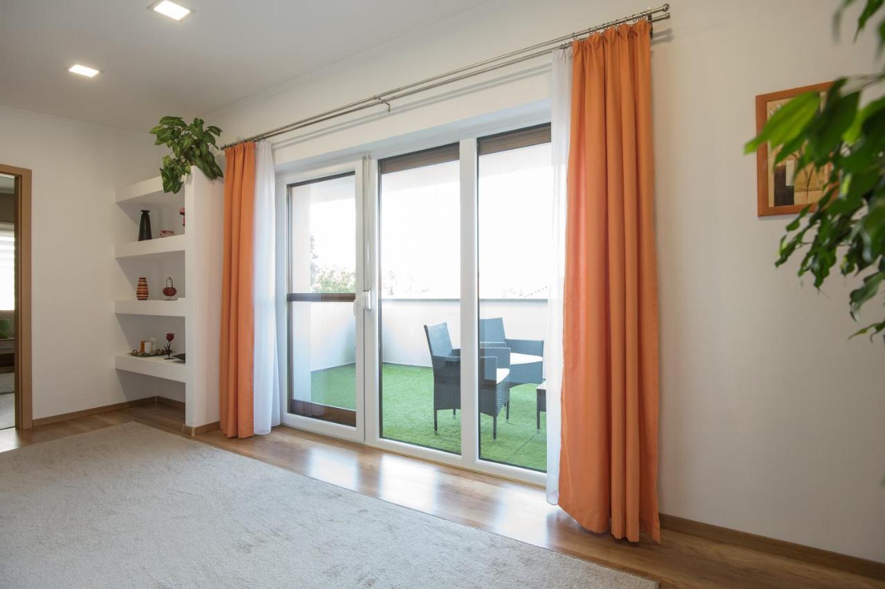 Eszterhaz Villa Balatonkeresztur Luaran gambar